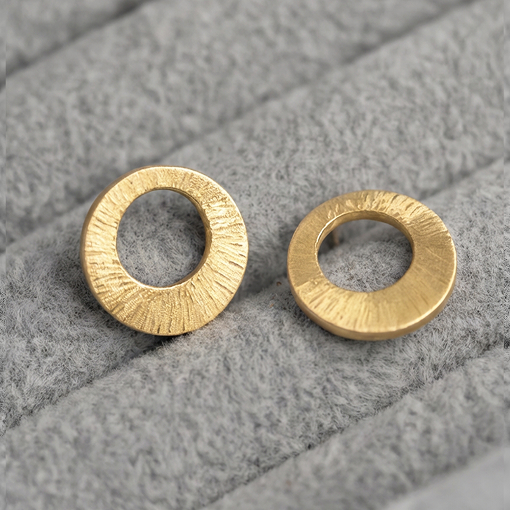 Cercei Eclipse studs aur
