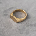 Heirloom Slim Signet Aur